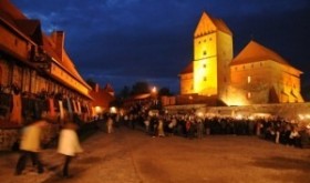 INSOMNIA VERA ir THUNDERTALE koncertas Trakų salos pilyje