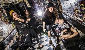 „Velnio akmenyje“ – šviežio thrasho pliūpsnis iš Suomijos – LOST SOCIETY